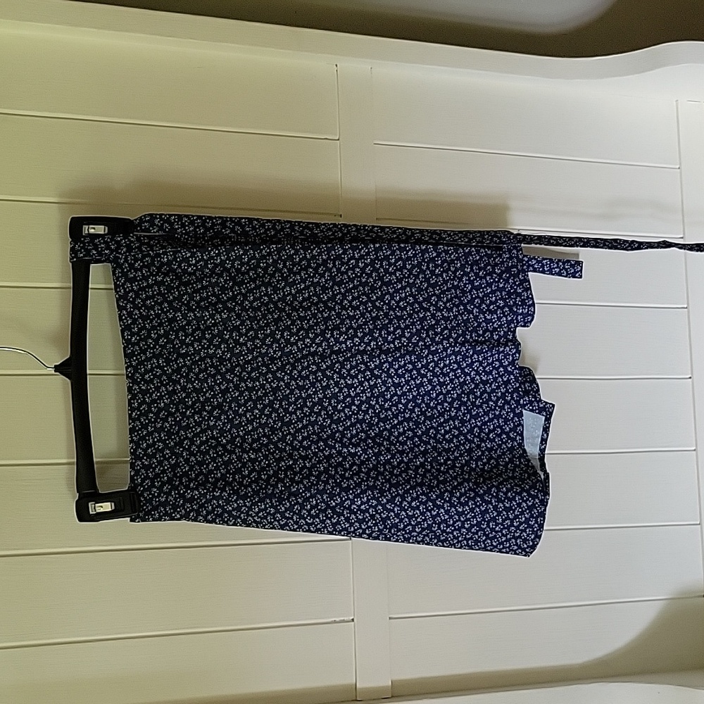 NWOT Wrap skirt XS M